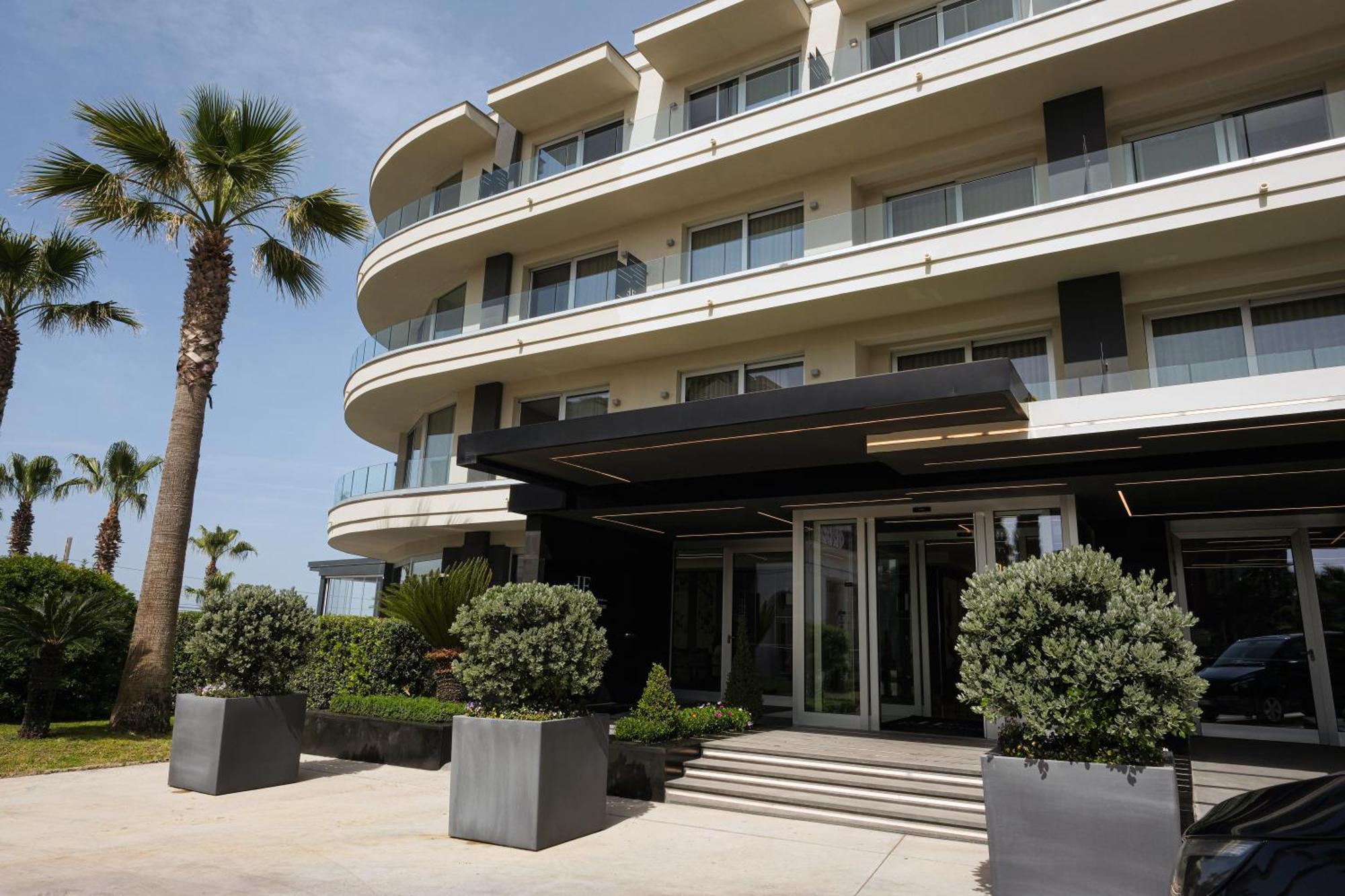 Hotel & Resort Tre Fontane Luxury بورتيشي المظهر الخارجي الصورة
